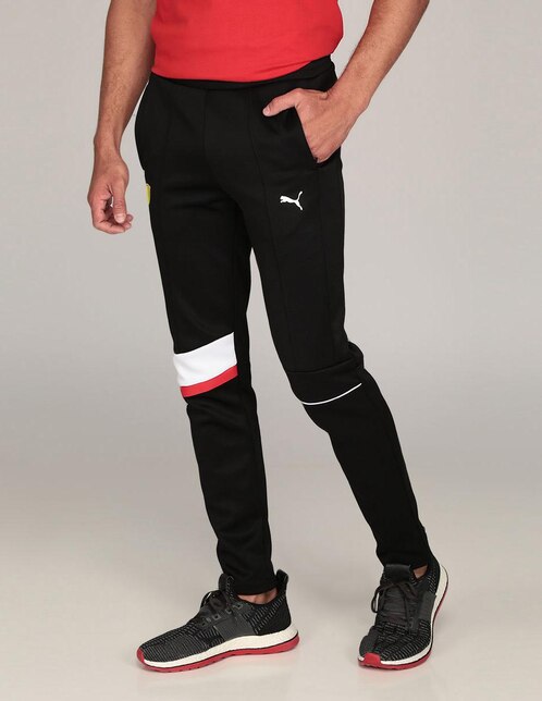 Jogger Puma Ferrari corte afilado negro en Liverpool
