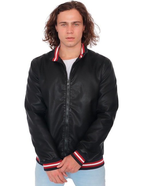 Chamarra con bolsillos para hombre