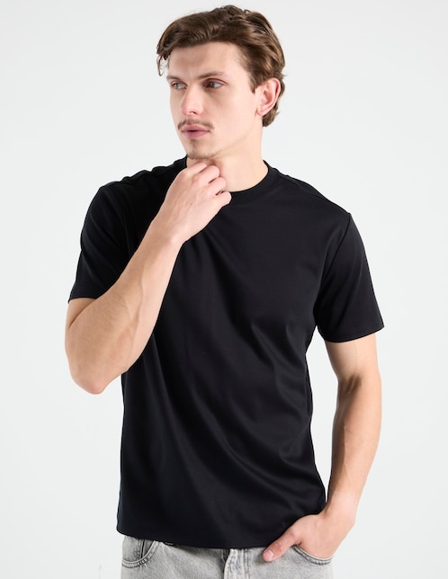 Playera cuello redondo para hombre 1