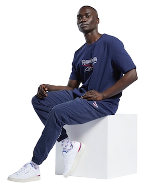 Playera Reebok cuello redondo unisex