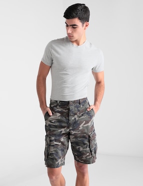 short y bermudas hombre