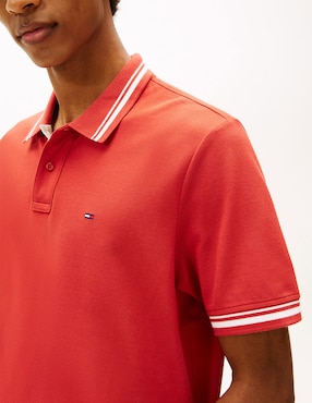 Playera tipo polo Tommy Jeans Classic Flag para hombre
