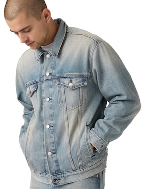 Chamarra denim Levi's con bolsillos para hombre