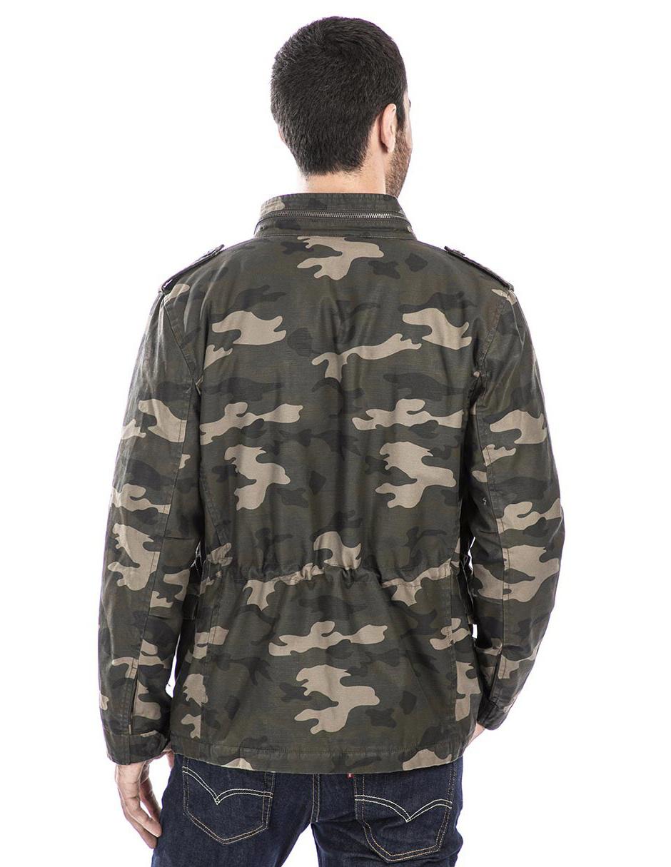 chamarra camuflaje levis