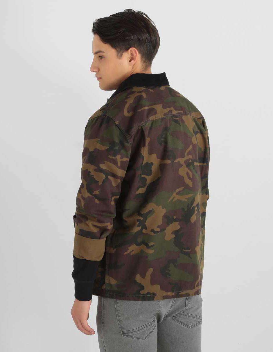 chamarra vans camuflajeada