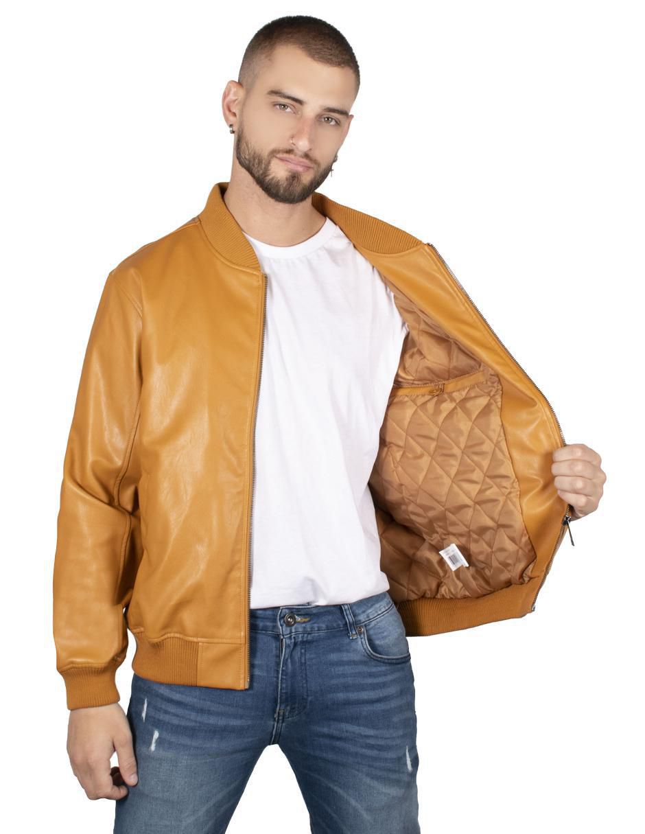 Chamarra con bolsillos para hombre 3