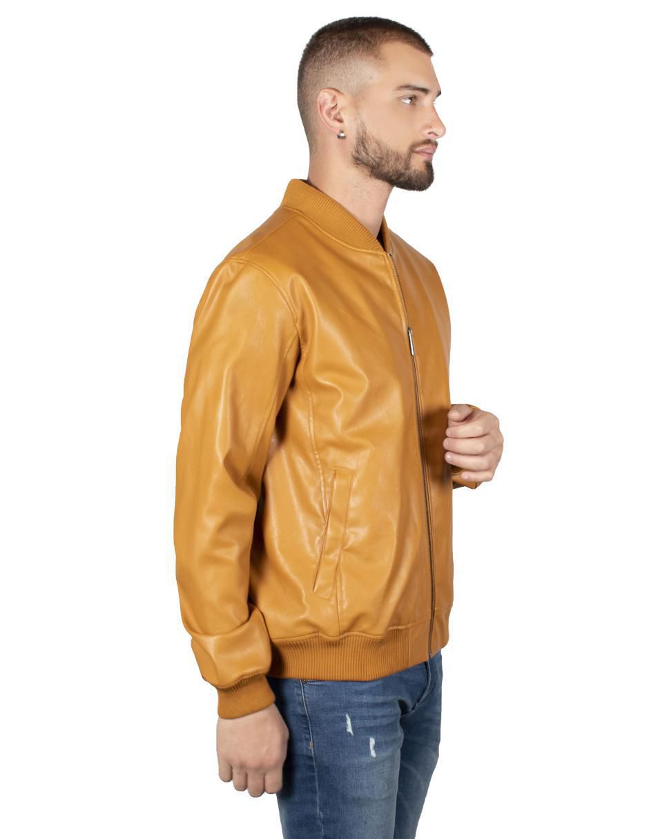 Chamarra con bolsillos para hombre 4