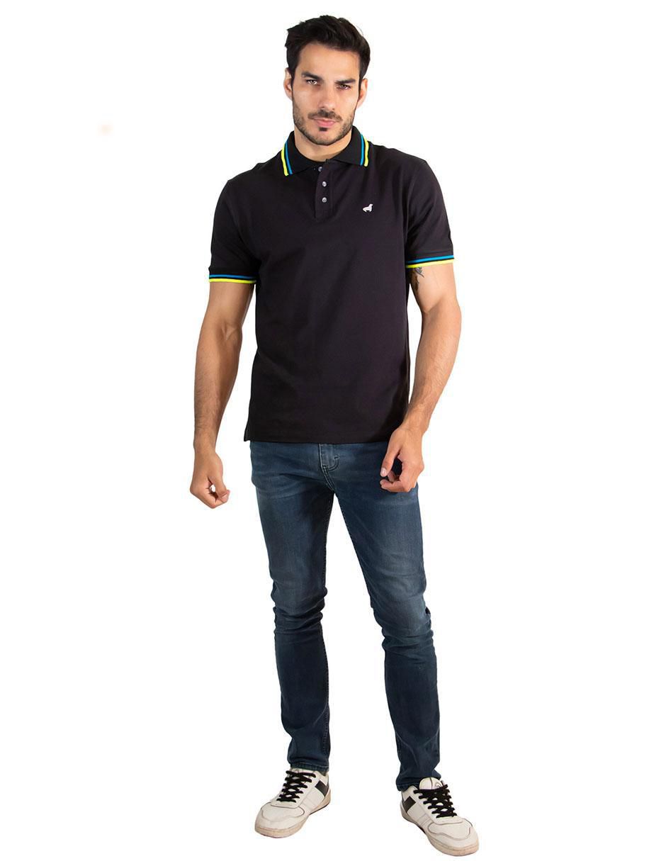 Playera tipo polo Línea Sport para hombre 3