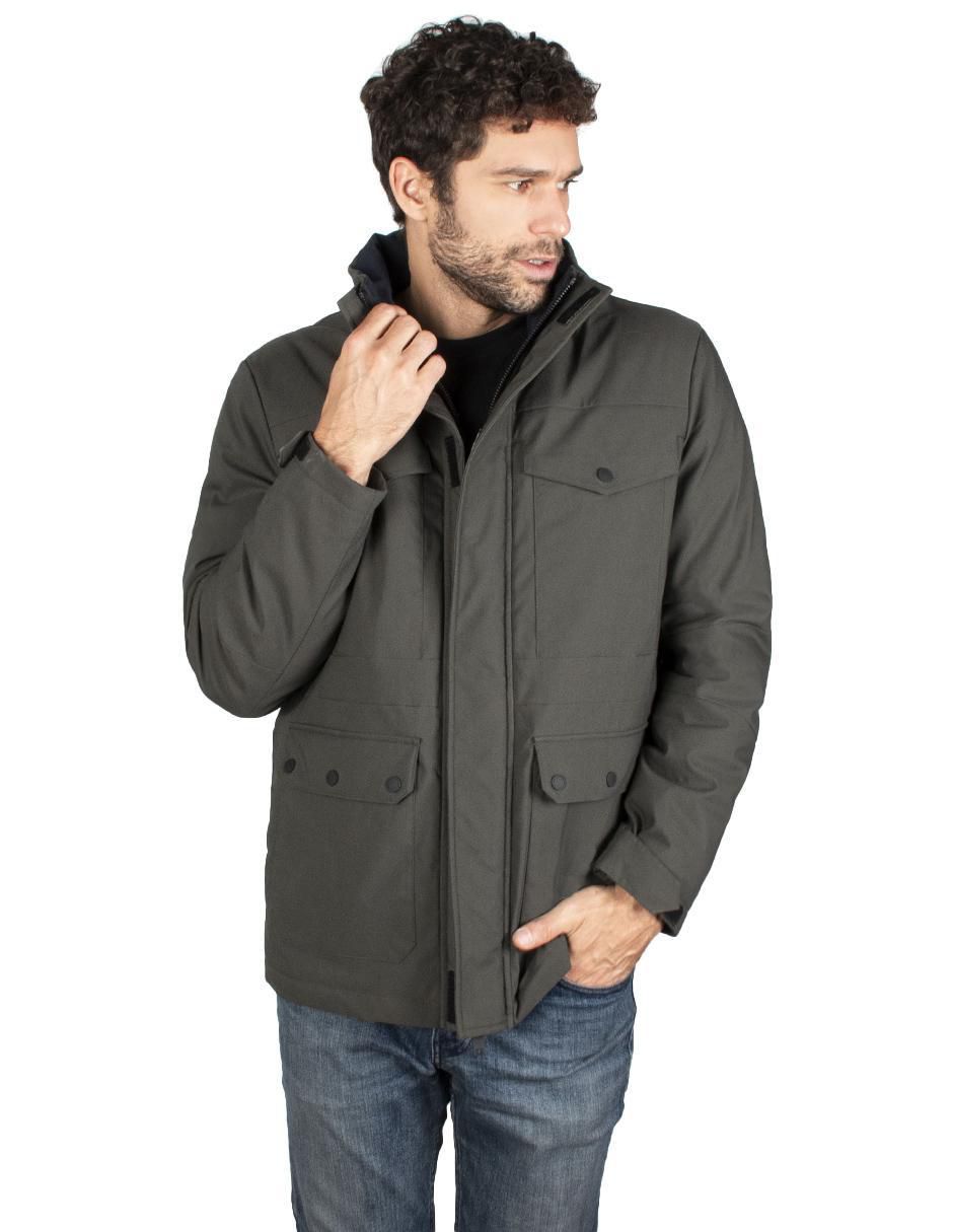 Chamarra impermeable con bolsillos para hombre