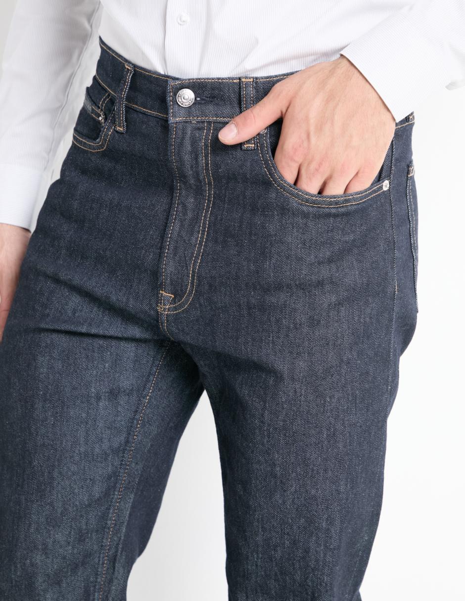 Jeans straight lavado obscuro para hombre 4