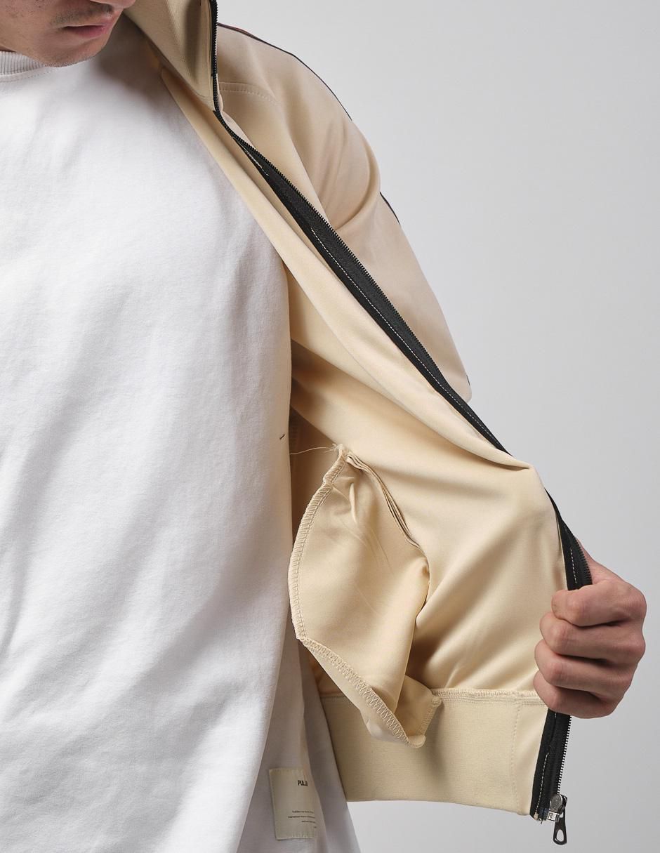 Chamarra con bolsillos para hombre 5