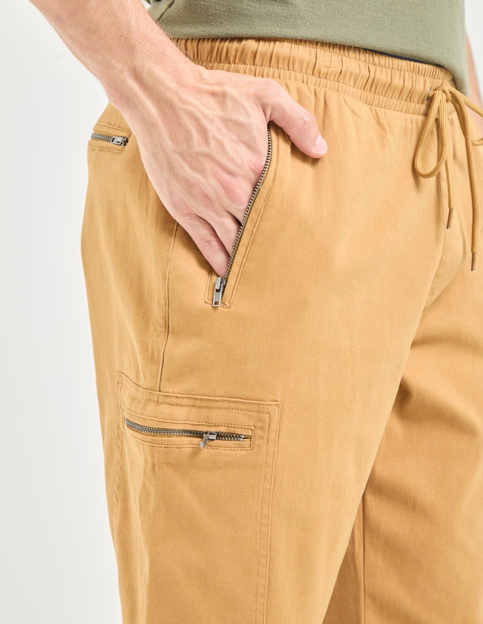 Jogger straight con bolsillos para hombre 4
