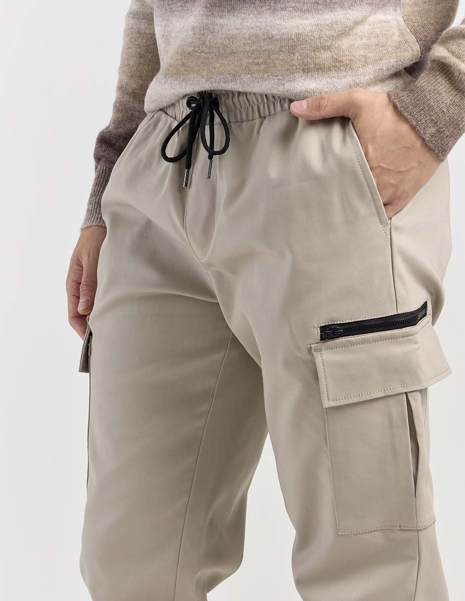 Jogger straight con bolsillos para hombre 4