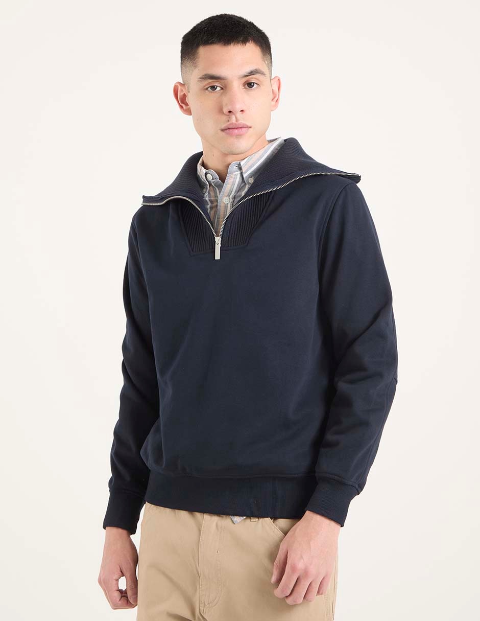 Suéter cuello tortuga para hombre