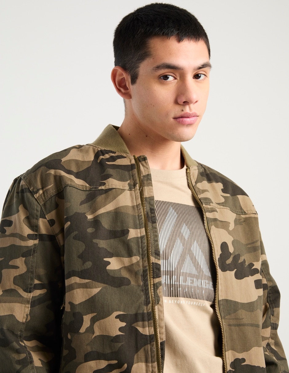 Chamarra bomber con bolsillos para hombre 4