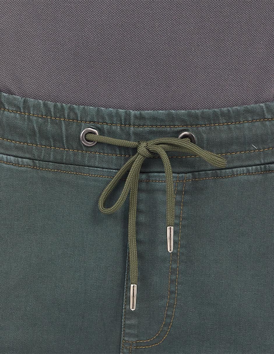 Jogger straight con bolsillos para hombre 8