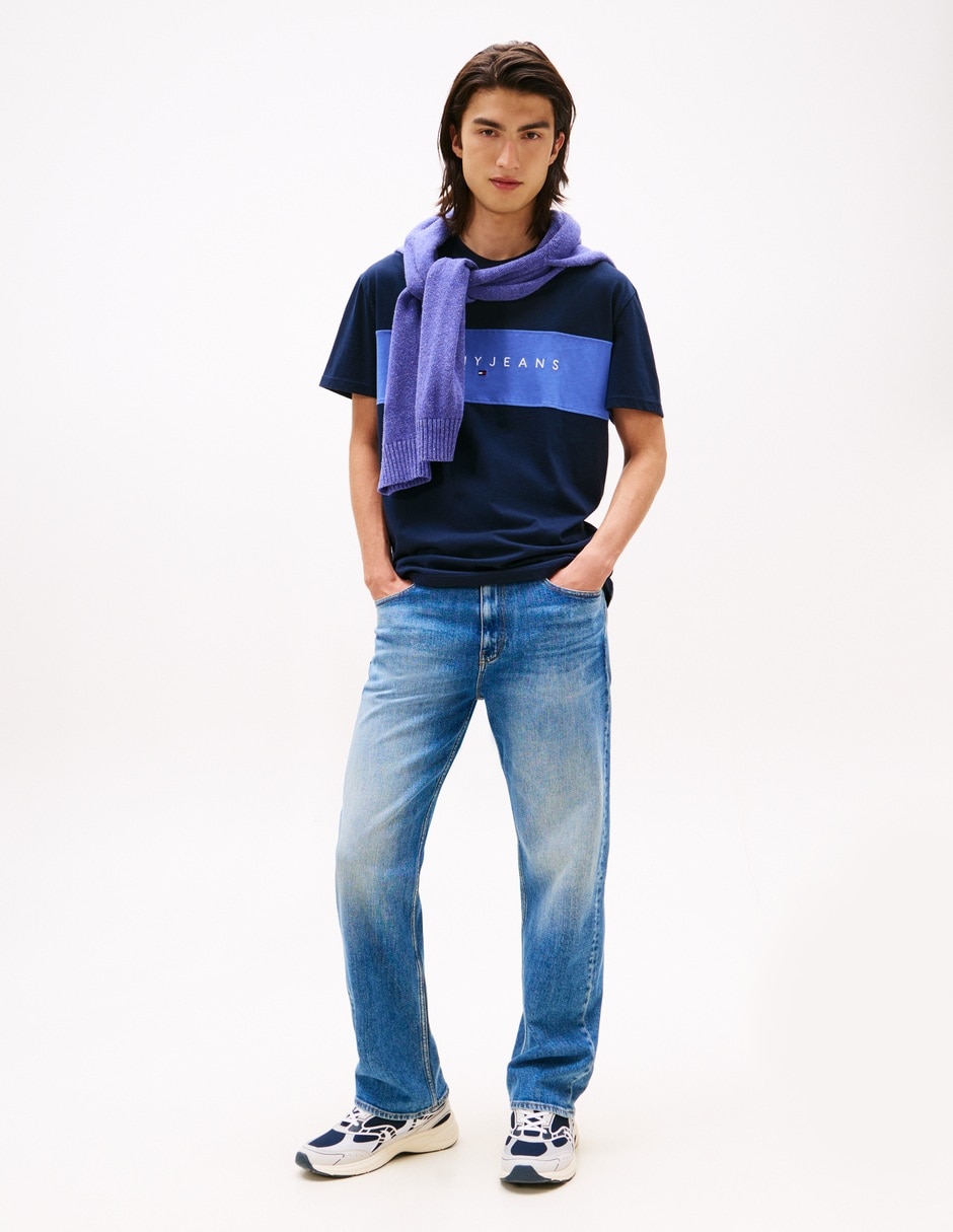 Playera Linear cuello redondo para hombre 2