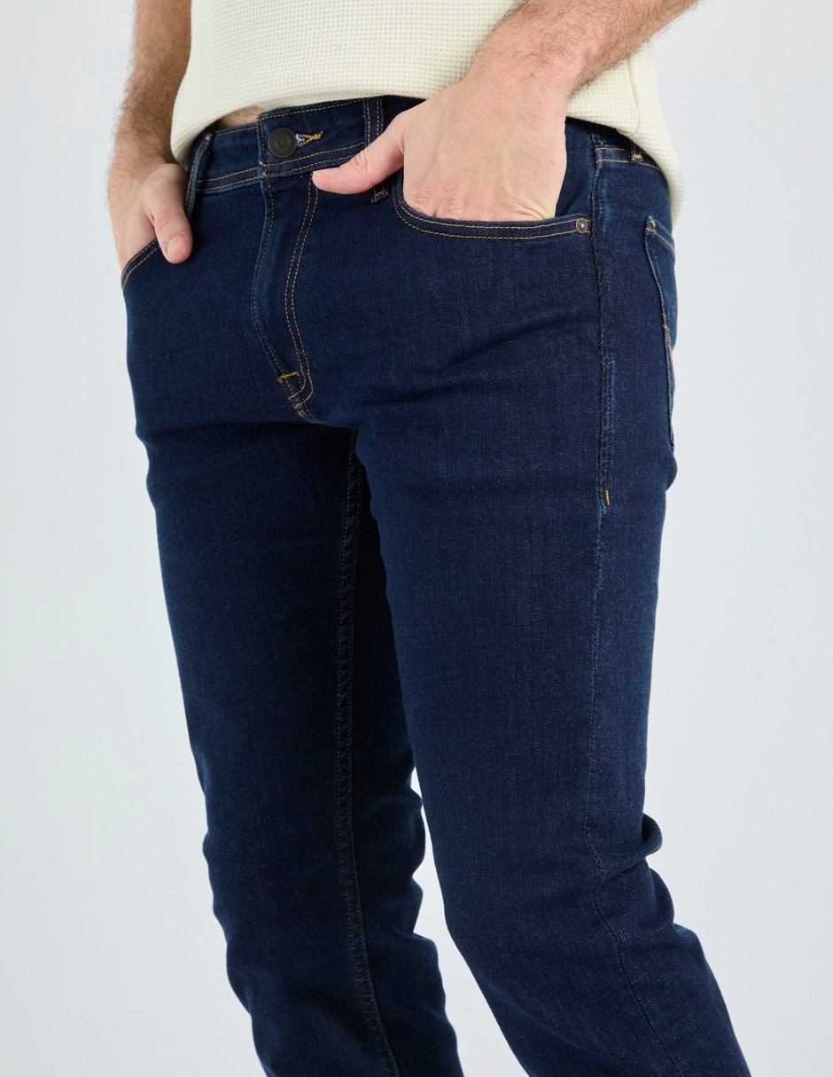 Jeans slim lavado obscuro para hombre 4