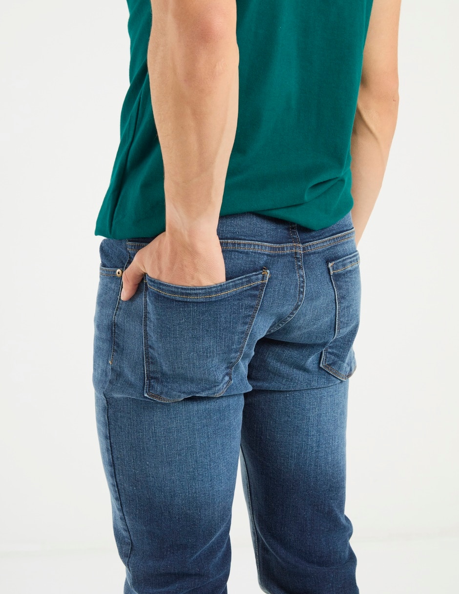 Jeans slim deslavado para hombre 5