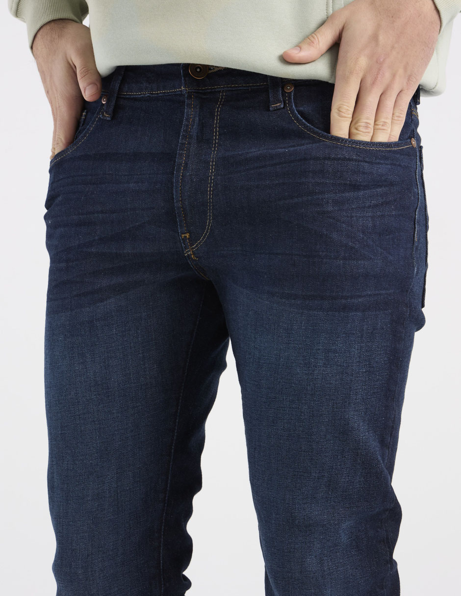 Jeans slim lavado obscuro para hombre 4