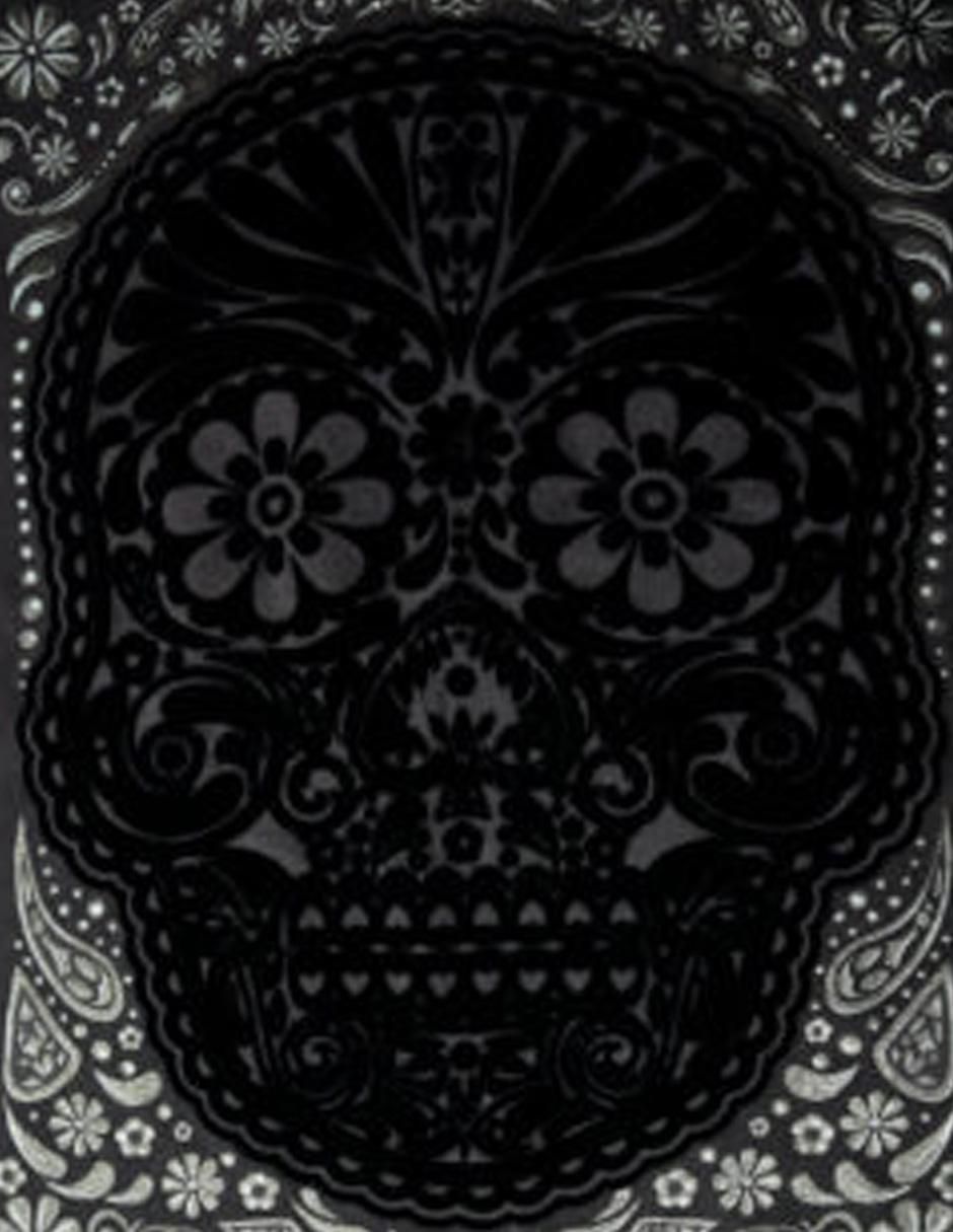 Playera calavera obsidiana cuello redondo para hombre 2