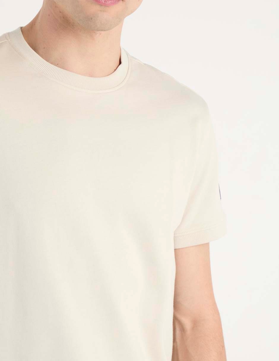 Playera cuello redondo para hombre 4