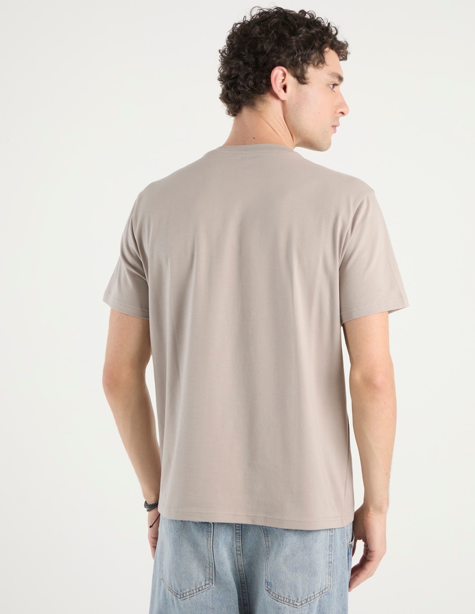 Playera cuello redondo para hombre 2