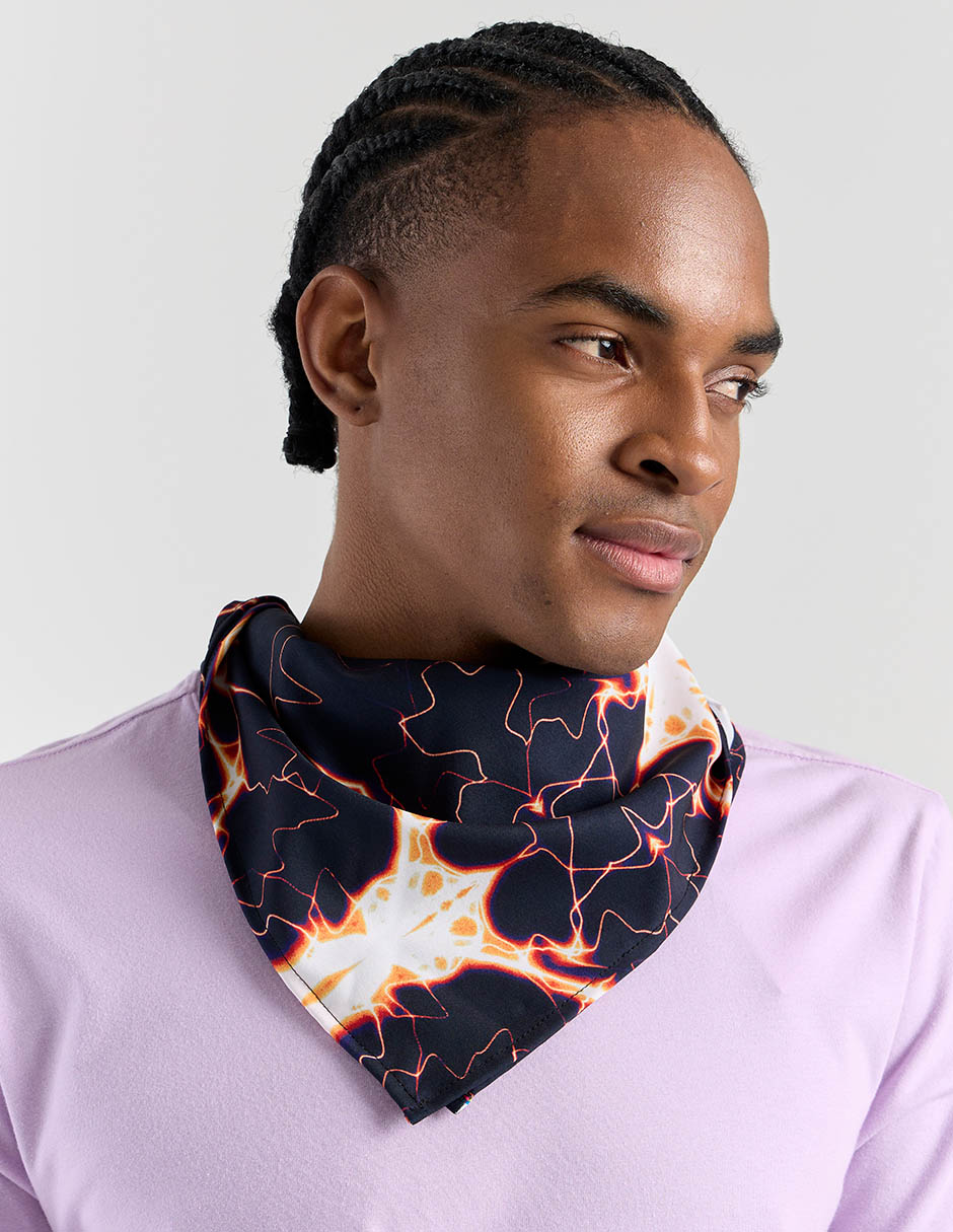 Set mascada con estampado gráfico