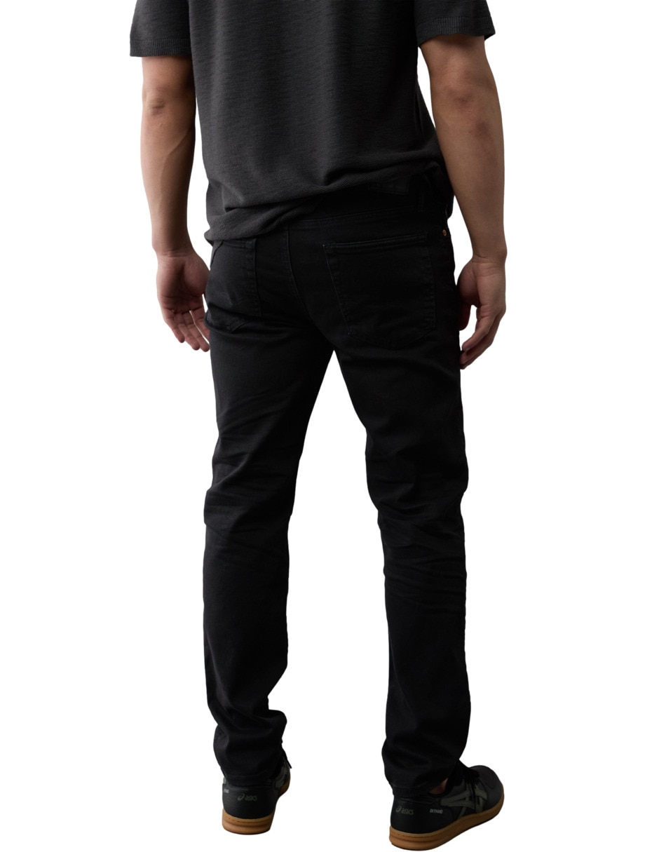 Jeans straight lavado obscuro para hombre 2