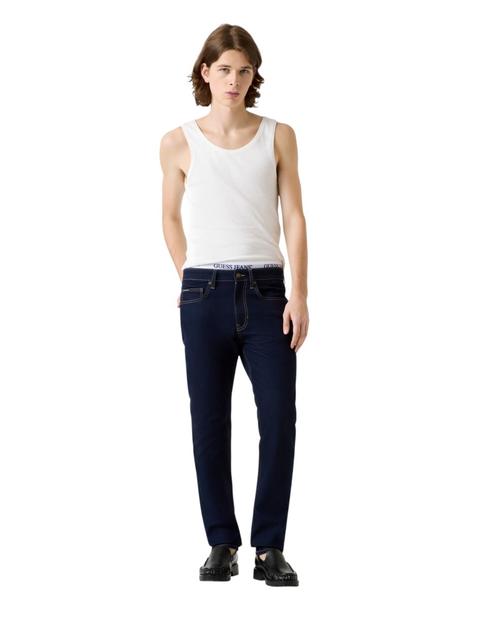 Jeans straight lavado obscuro para hombre 4