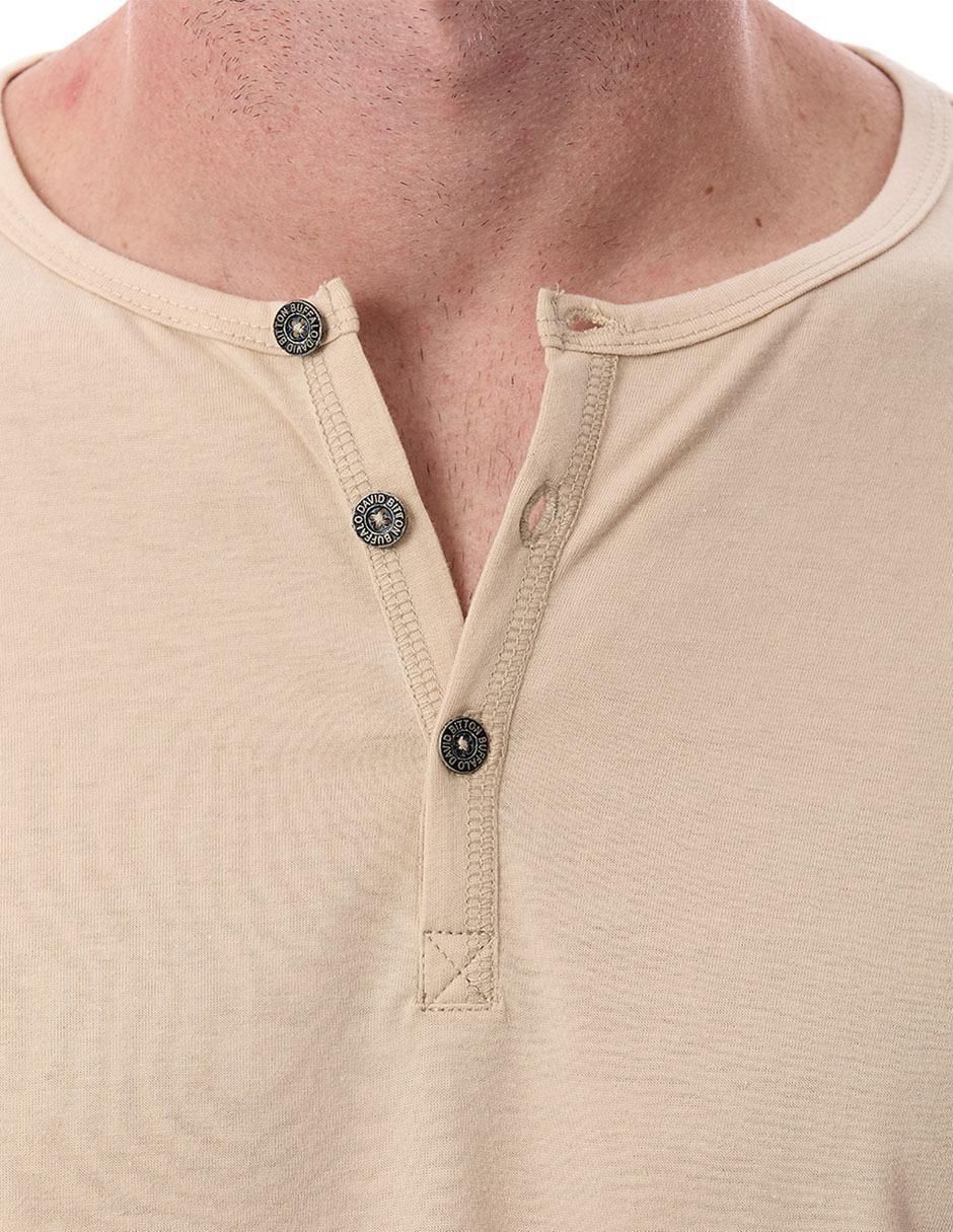 Playera cuello henley para hombre 6