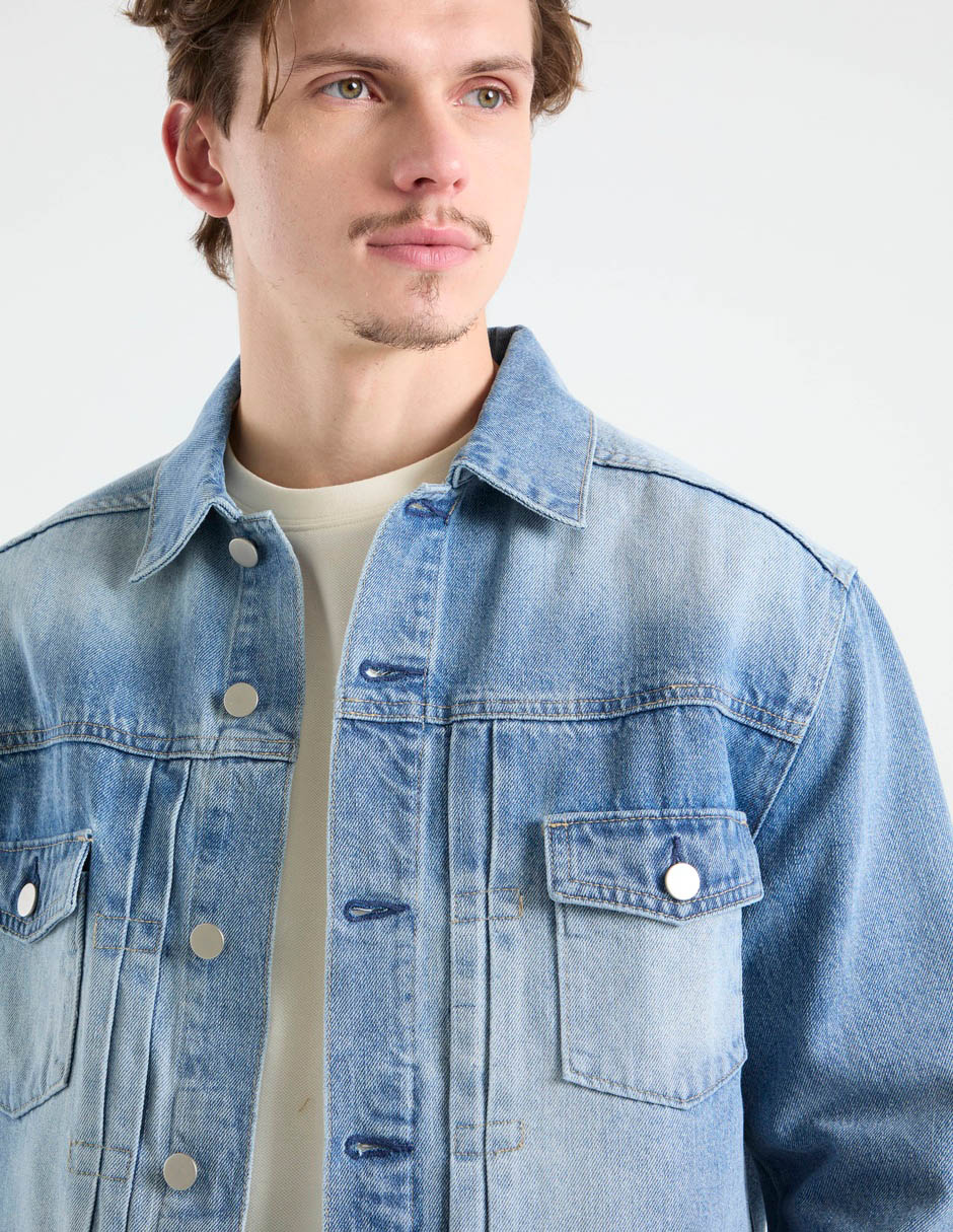 Chamarra denim con bolsillos para hombre 4