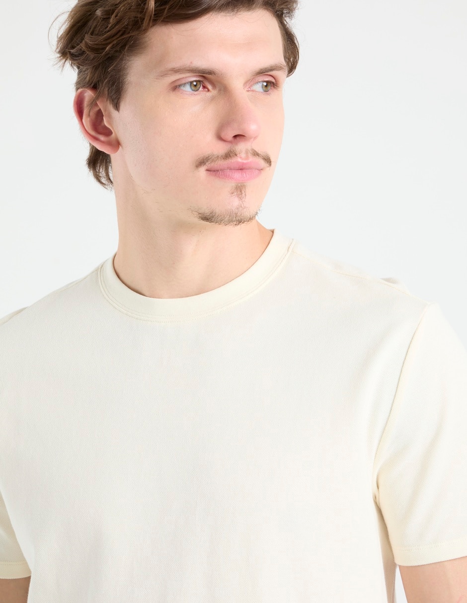 Playera cuello redondo para hombre 4