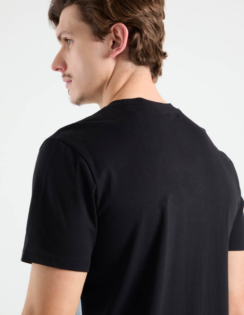 Playera cuello redondo para hombre 5