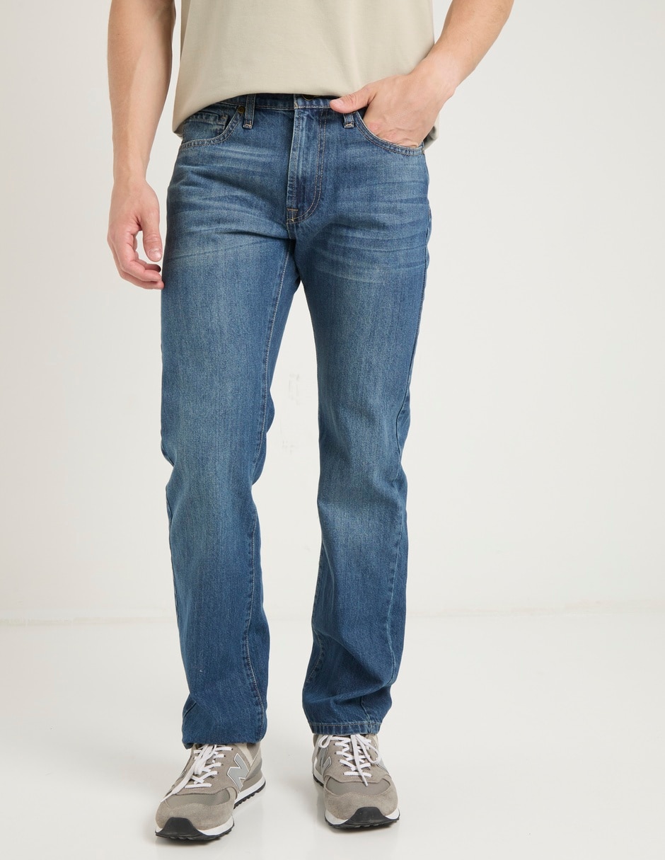 Jeans straight deslvadado para hombre
