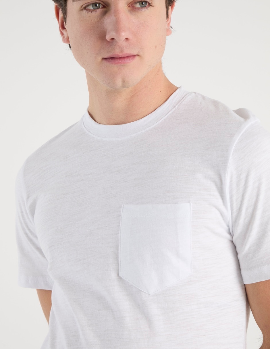 Playera cuello redondo para hombre 4