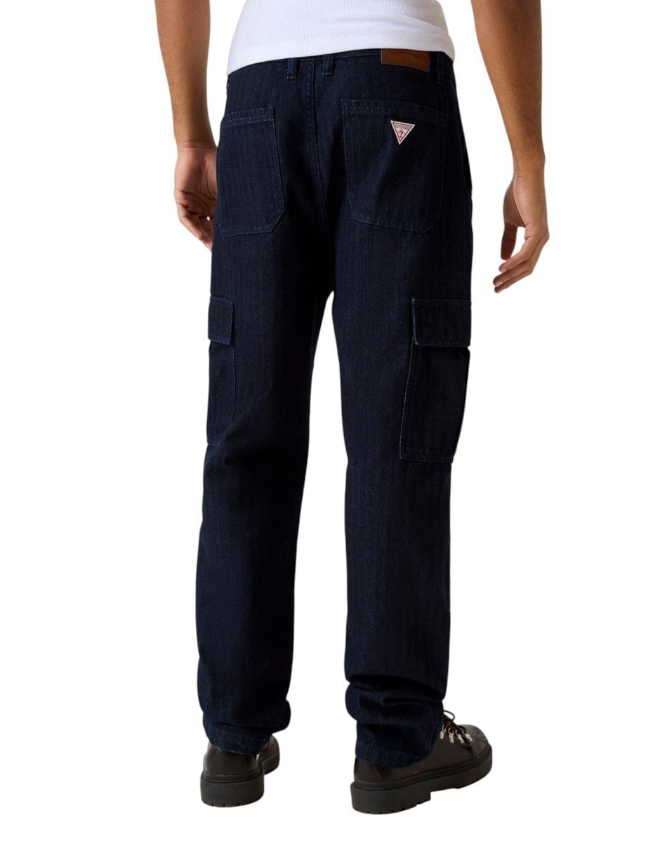 Jeans cargo Guess lavado obscuro para hombre 3