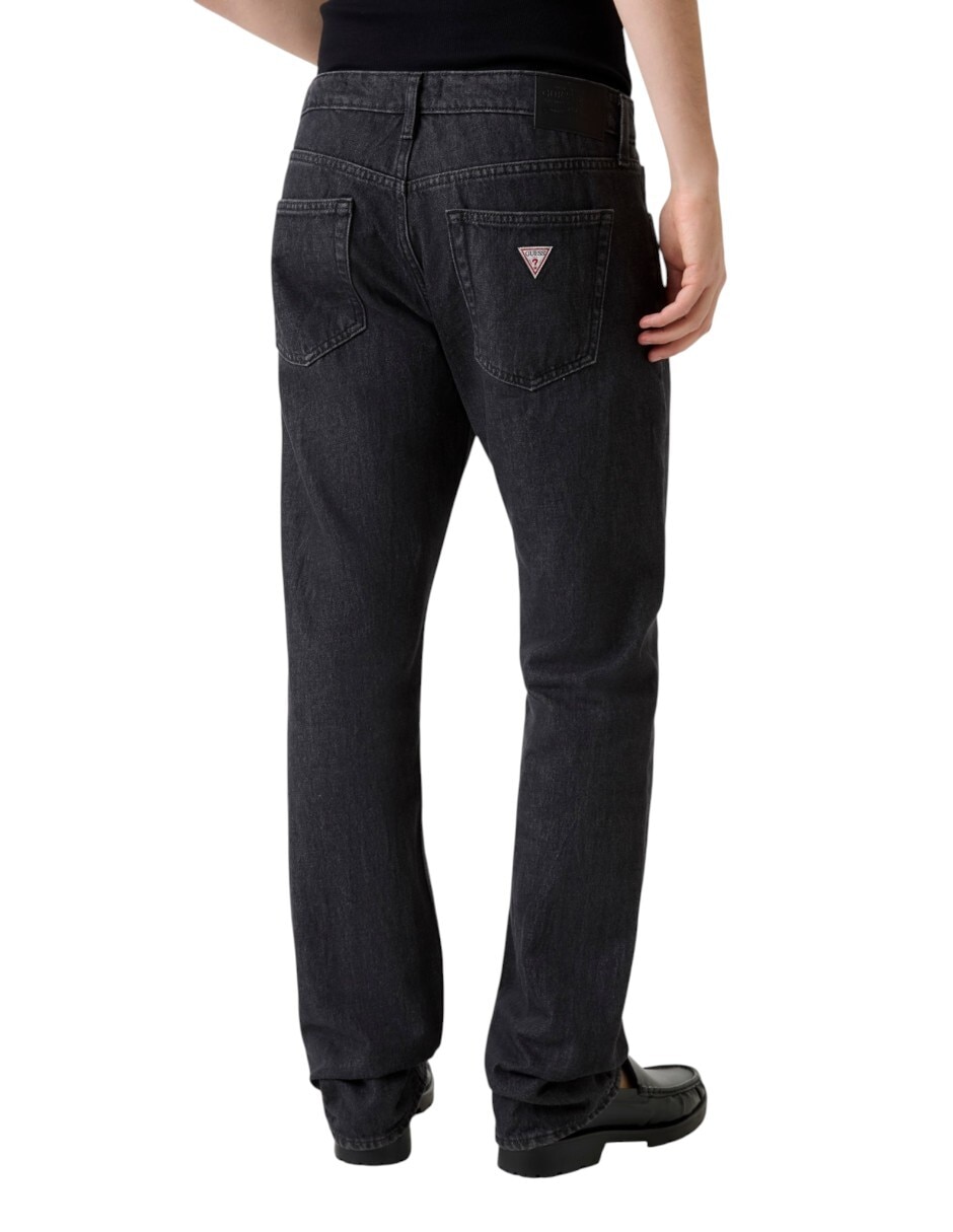 Jeans relaxed straight Guess lavado obscuro para hombre 3
